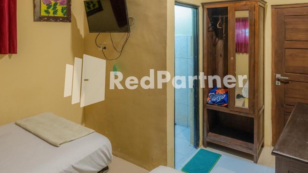 Vandhela Homestay Syariah Mitra Reddoorz Surabaya Dış mekan fotoğraf